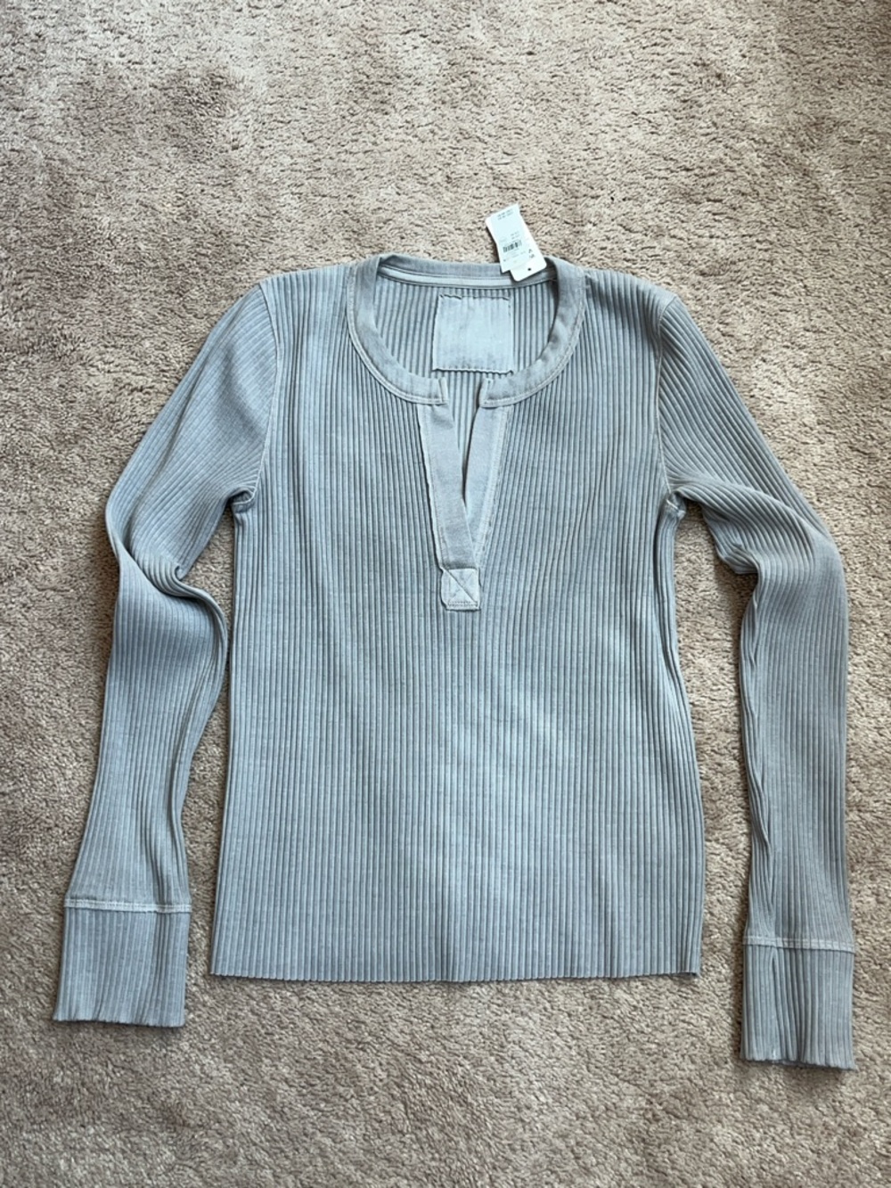 NWT Aerie WomenyRibbed Long-Sleeve Henley Top - khaki Size M